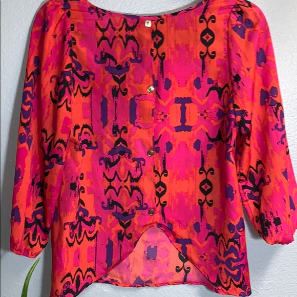 COPY - PEACHES & CREAM TOP. Small. - Picture 3 of 5